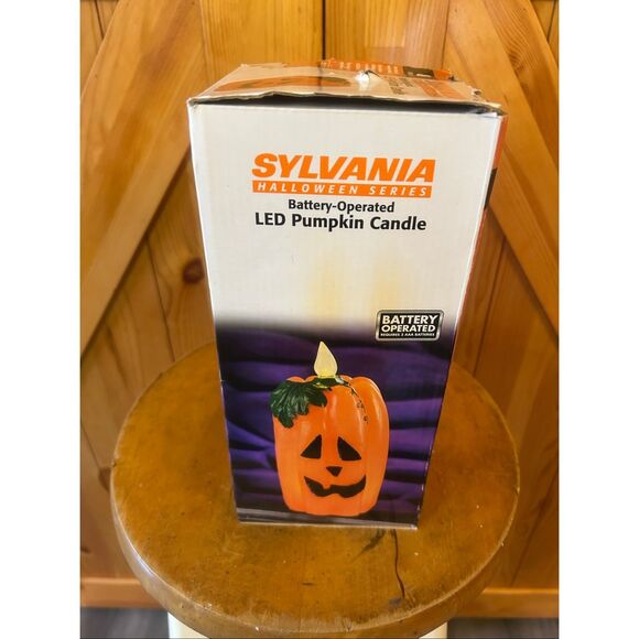 Sylvania 8" LED Halloween Pumpkin Candle Battery Operated (5539) - Picture 8 of 12